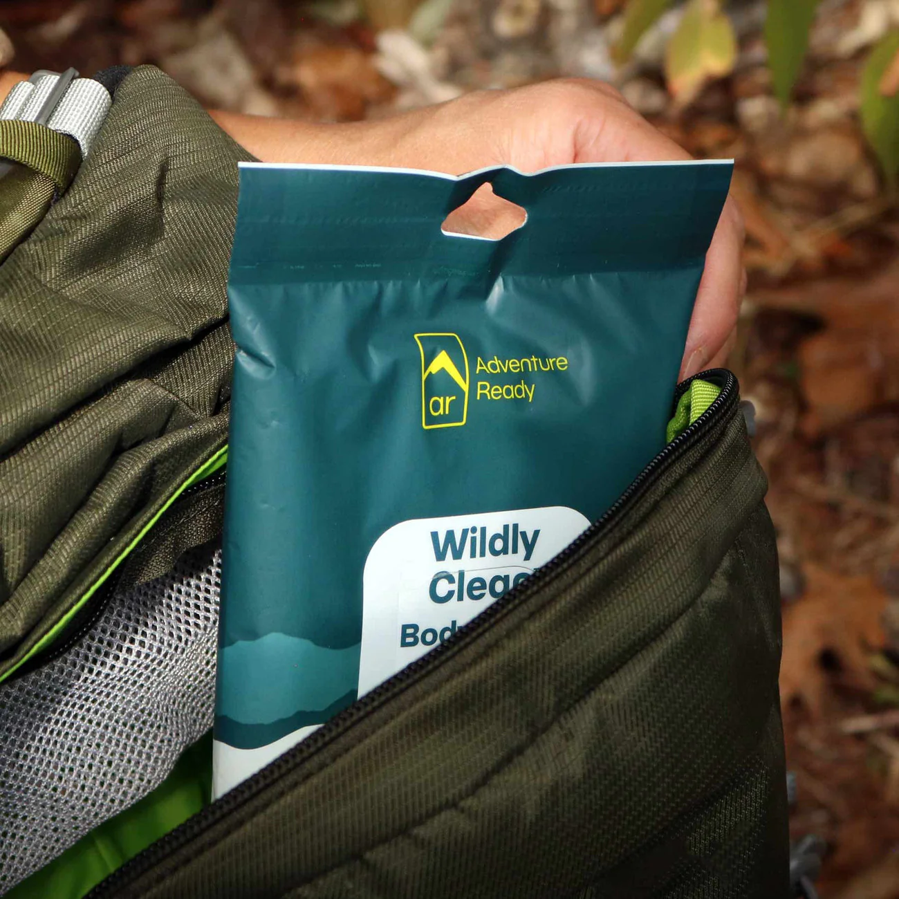 Adventure Ready Wildly Clean Body Wipes - Image 2