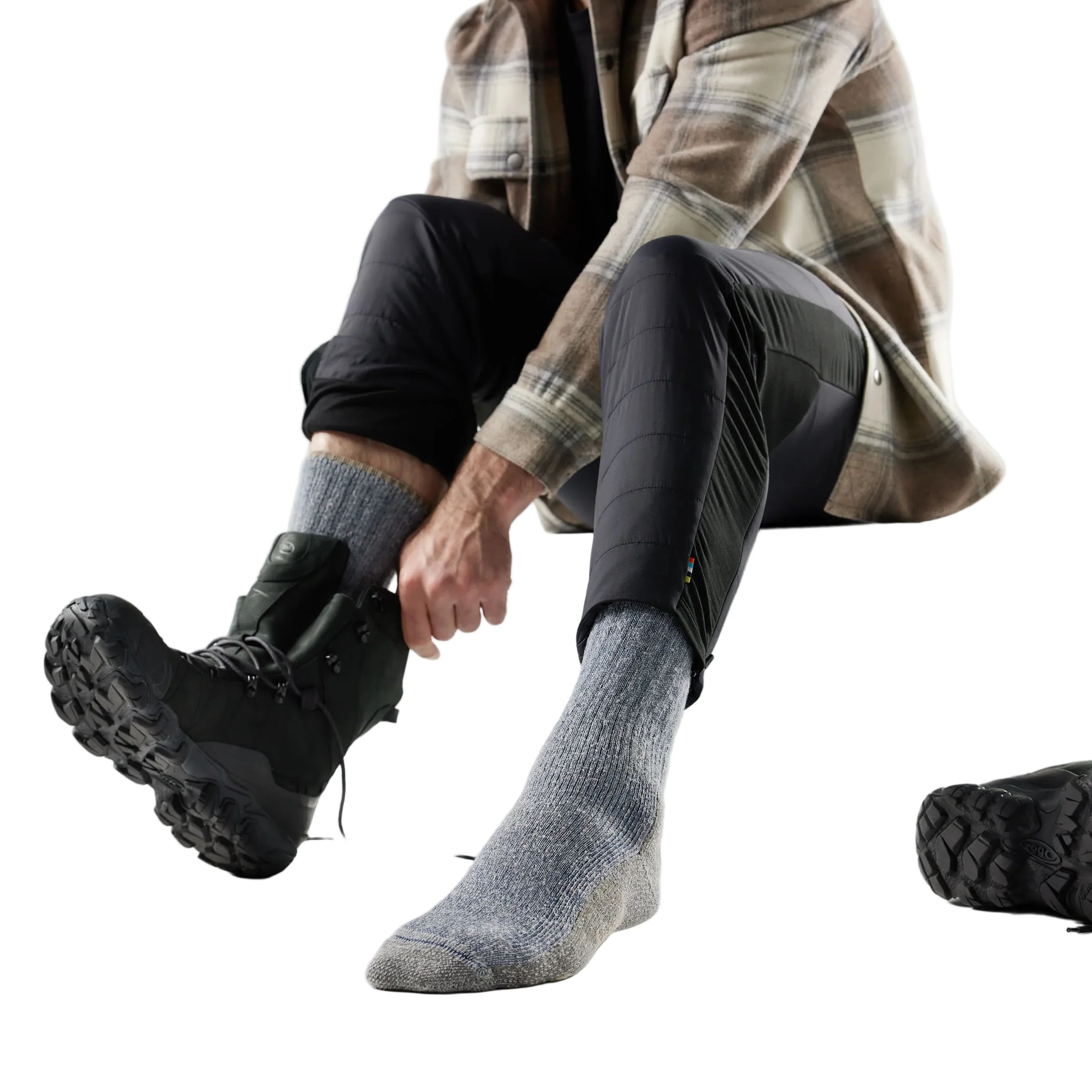 Mountaineer Classic Edition Max Cushion Second Cut Crew Socks - Image 2