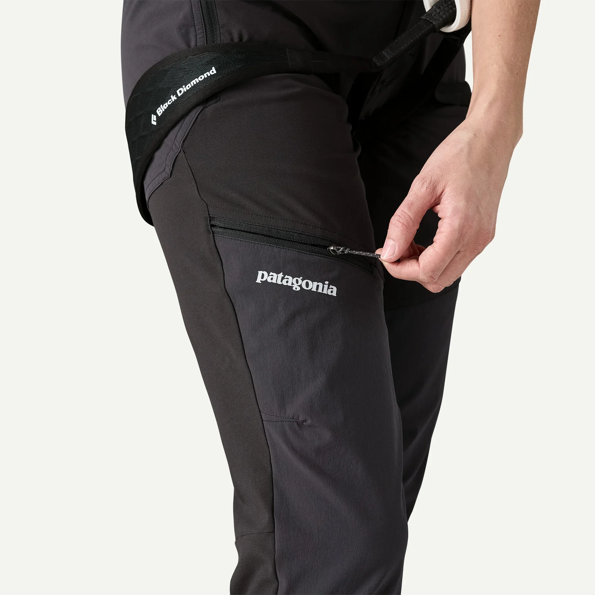 2025 Women's Terravia Alpine Pants - Image 8