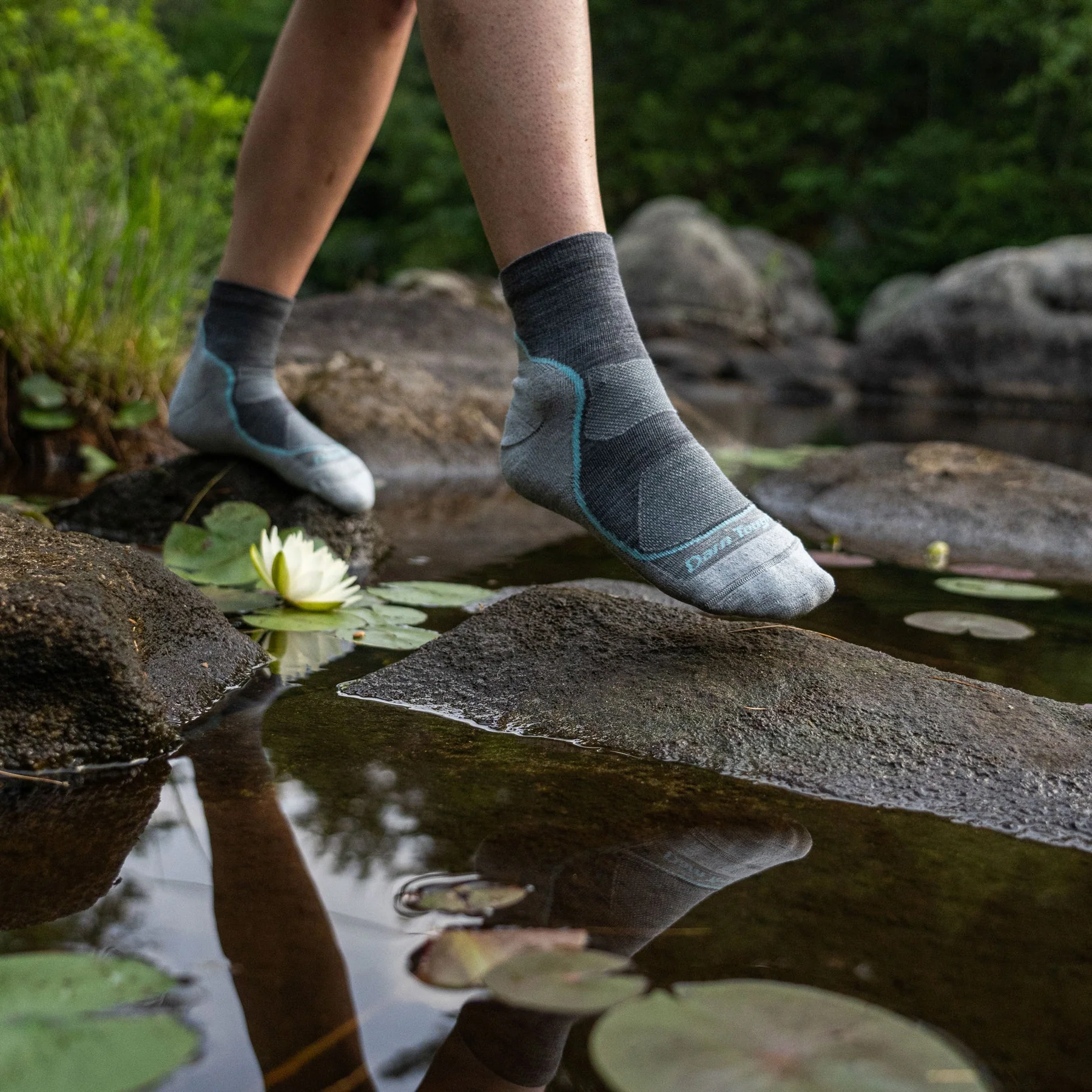 Women's Light Hiker Quarter Lightweight Hiking Socks - Image 4